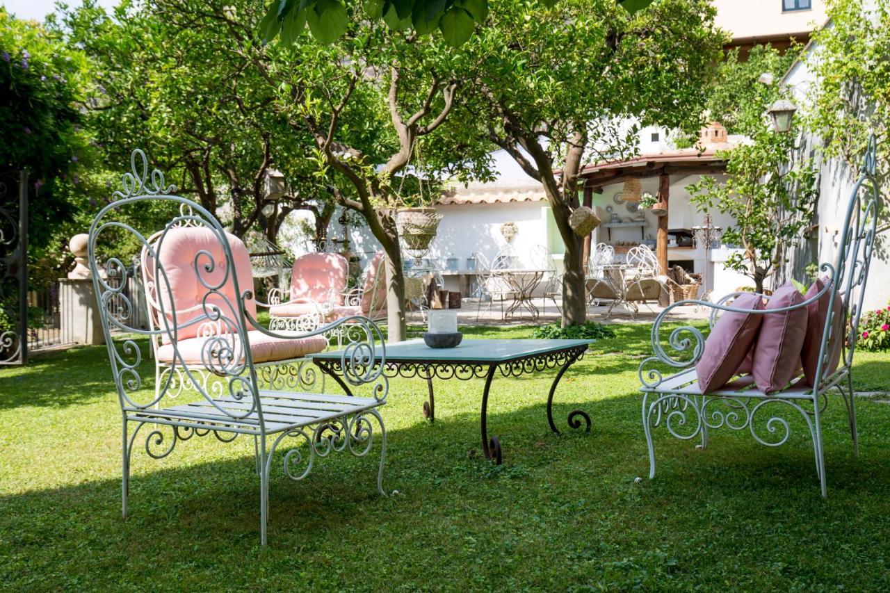 Hotel Palazzo Cacace Relais Meta Exterior foto