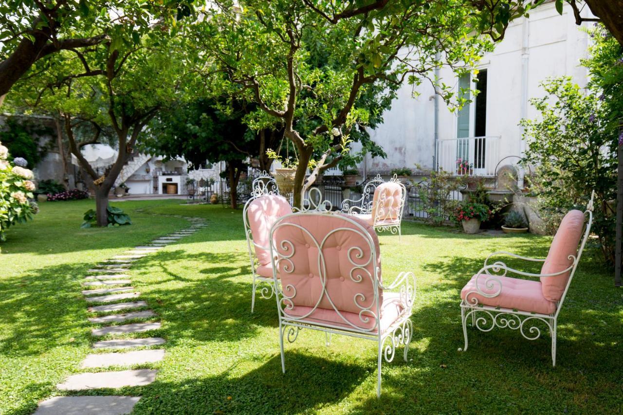 Hotel Palazzo Cacace Relais Meta Exterior foto