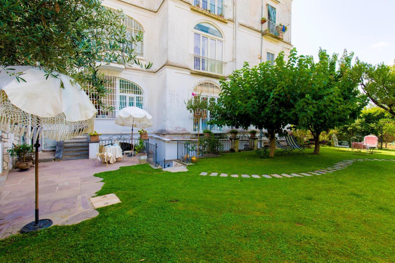 Hotel Palazzo Cacace Relais Meta Exterior foto